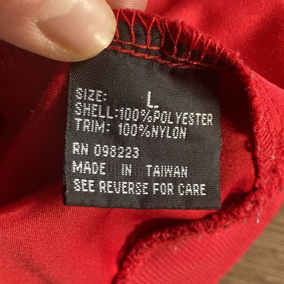 Mens Austin Golf L Red Golf Vest Pockets V Neck Stain Resistant Activewear - Picture 9 of 10